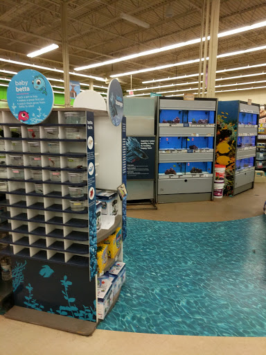 Pet Supply Store «Petco Animal Supplies», reviews and photos, 11331 W Broad St #151, Glen Allen, VA 23060, USA