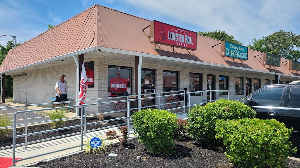 Mystic Lobster Roll Co. 08753