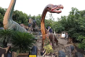 Taman Wisata Dinosaurus image
