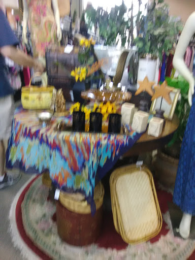 Store «Interfaith Hand Me Up Shop», reviews and photos, 25018 Spring Ridge Dr, Spring, TX 77386, USA