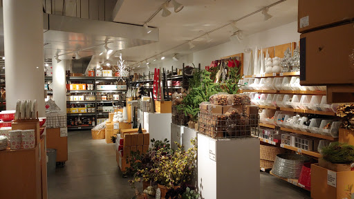 Furniture Store «Crate and Barrel», reviews and photos, 315 Cranbury Half Acre Rd, Cranbury, NJ 08512, USA