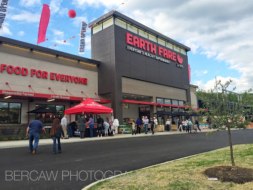 Earth Fare North Canton, 3939 Everhard Rd NW, North Canton, OH 44709, USA, 