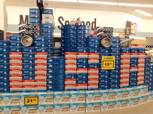 Grocery Store «Food Lion», reviews and photos, 1720 N Croatan Hwy, Kill Devil Hills, NC 27948, USA