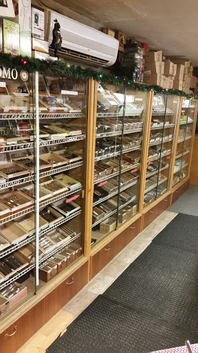 Cigar Shop «Cigar City», reviews and photos, 97 Bridge St, Weymouth, MA 02191, USA
