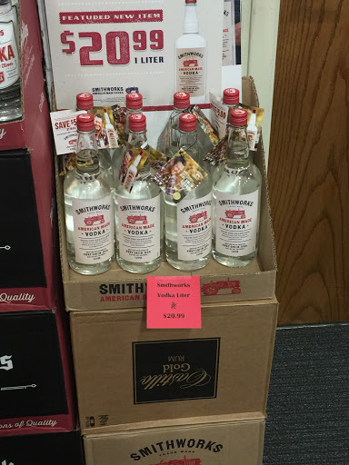 Liquor Store «Red Lion Liquors», reviews and photos, 12400 Nicollet Ave, Burnsville, MN 55337, USA