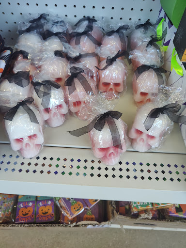 Dollar Store «Dollar Tree», reviews and photos, 8491 Grand River Ave, Brighton, MI 48116, USA