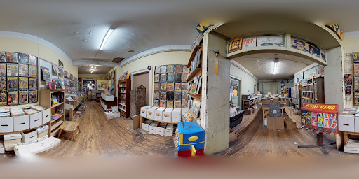 Comic Book Store «Bizarro-Wuxtry Comics, Toys, & Stuff», reviews and photos, 225 College Ave, Athens, GA 30601, USA