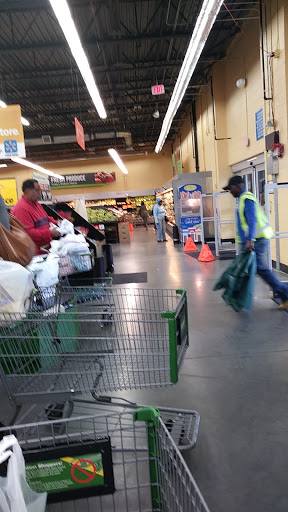 Supermarket «Walmart Neighborhood Market», reviews and photos, 3791 NW 167th St, Miami Gardens, FL 33055, USA