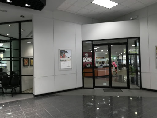 Auto Repair Shop «Koons Collision Repair Center», reviews and photos, 5800 Edsall Rd, Alexandria, VA 22304, USA