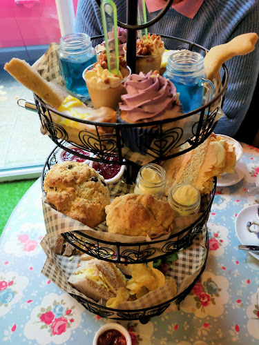 Comments and reviews of The Rabbit Hole Tea Room