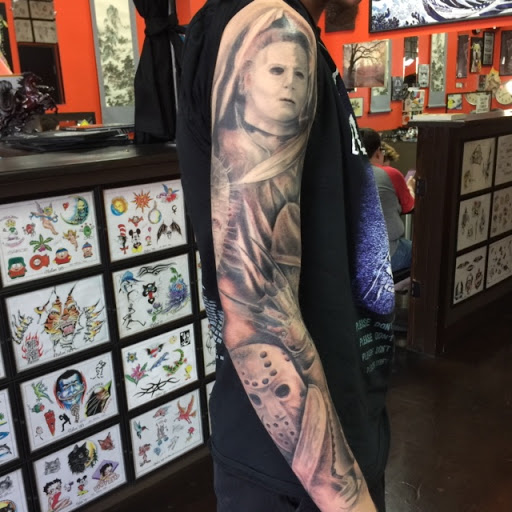 Tattoo Shop «Studio Tattoo», reviews and photos, 1439 N Boulder Hwy, Henderson, NV 89011, USA