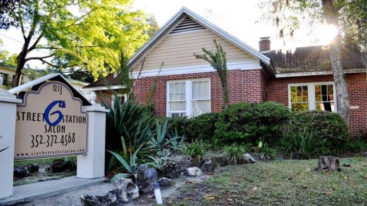 AMH- Alexys Mandrell Hair 32601