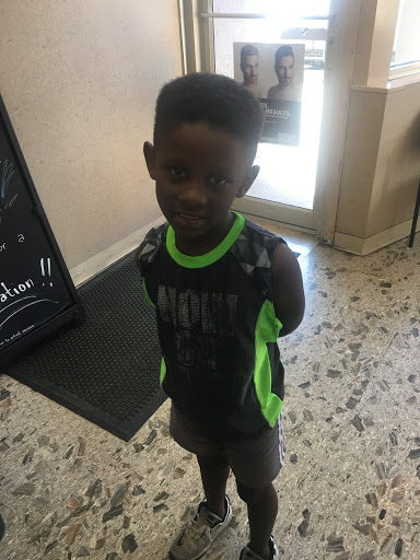 Hair Salon «Best Cuts», reviews and photos, 22814 Lakeshore Blvd, Euclid, OH 44123, USA