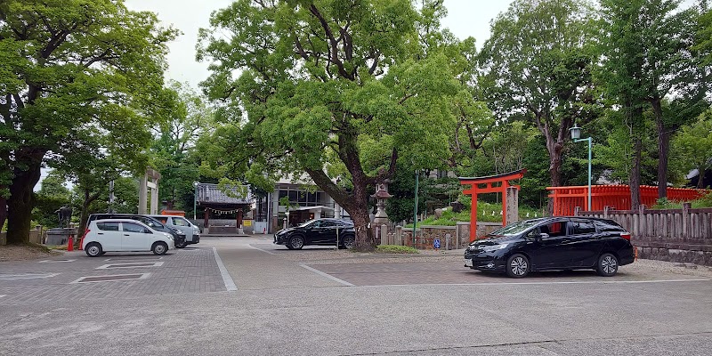 深川神社 駐車場