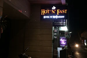 Hotel Hot N Fast Suratgarh image