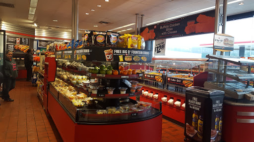 Gas Station «QuikTrip», reviews and photos, 850 McNutt St, Herculaneum, MO 63048, USA