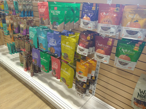 Pet Store «Bark Life Market», reviews and photos, 11220 Park Blvd N, Seminole, FL 33772, USA