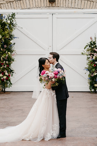 Bridal Shop «Annika Bridal Boutique», reviews and photos, 3940 W 50th St, Edina, MN 55424, USA