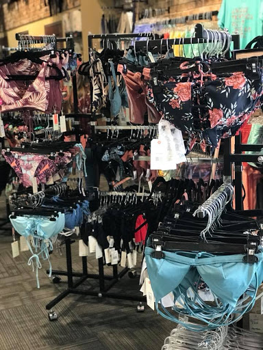 Shoe Store «MetroShoe Warehouse», reviews and photos, 2308 24th Ave NW, Norman, OK 73069, USA