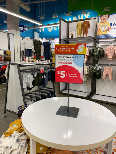 Clothing Store «Old Navy», reviews and photos, 634 Spectrum Center Dr, Irvine, CA 92618, USA