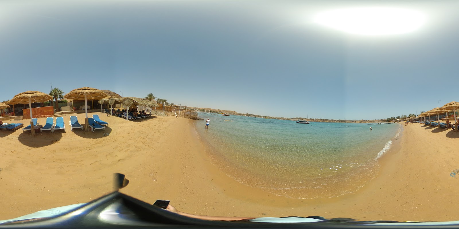 Foto av Hala beach hotellområde