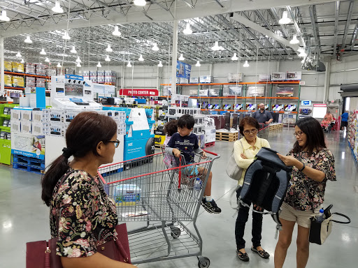 Warehouse store «Costco Wholesale», reviews and photos, 4628 E County Line Rd, Indianapolis, IN 46237, USA