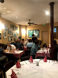 Atmosphère du Restaurant français Au Rendez-Vous de la Marine à Paris - n°9