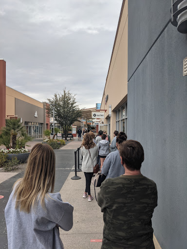Sportswear Store «lululemon», reviews and photos, 6800 N 95th Ave #380, Glendale, AZ 85305, USA