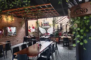 Divino Restaurante image