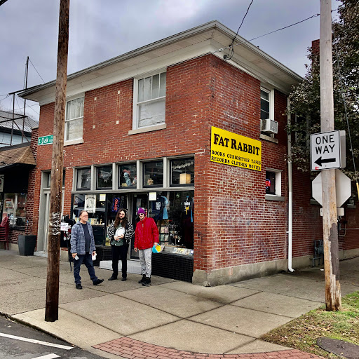 Thrift Store «Fat Rabbit Thrift & Vintage», reviews and photos, 1000 E Oak St, Louisville, KY 40204, USA
