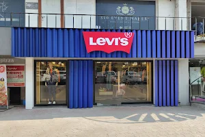 Levi's Exclusive Store-Vapi image