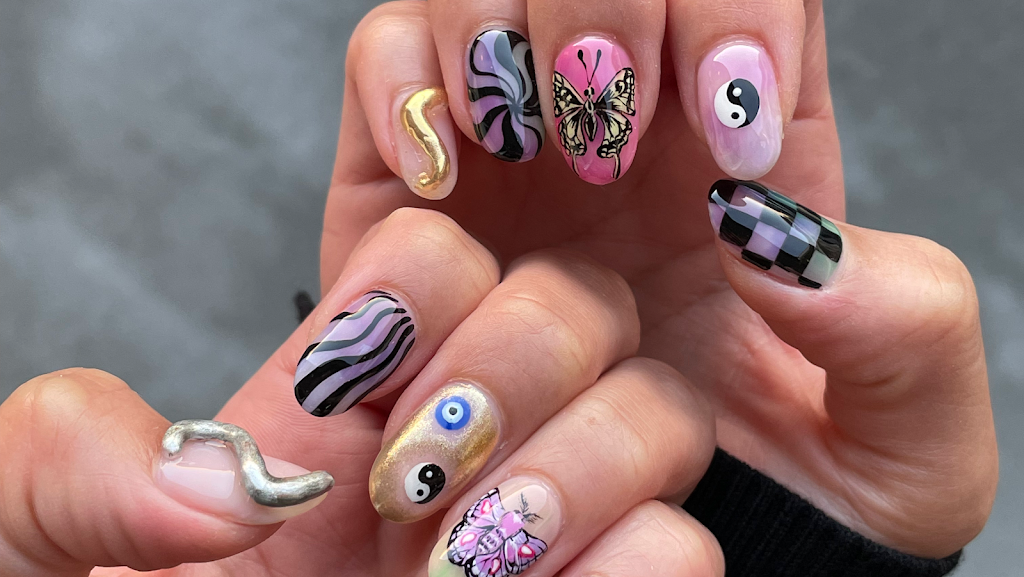Noelle Fuyu Nails 96826