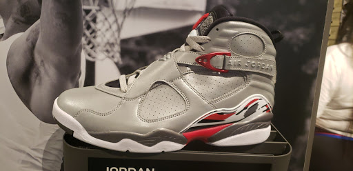 Clothing Store «Nike Factory Store», reviews and photos, 603 Stanley K Tanger Dr, Lancaster, PA 17602, USA