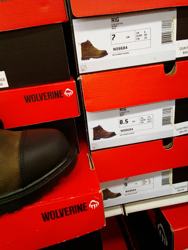 Shoe Store «Shoe Carnival», reviews and photos, 7111 W Alameda Ave, Lakewood, CO 80226, USA