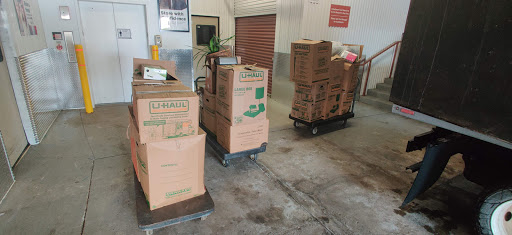 Self-Storage Facility «CubeSmart Self Storage», reviews and photos, 565 W Boughton Rd, Bolingbrook, IL 60440, USA