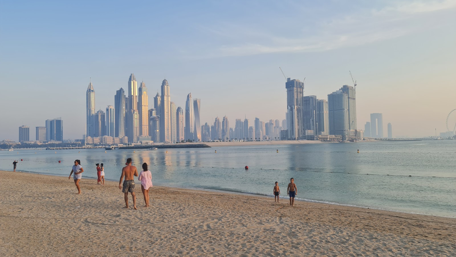 Palm West Plajı'in fotoğrafı imkanlar alanı