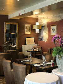 Atmosphère du Restaurant français Le Bistrot de Claude à Cognac - n°17