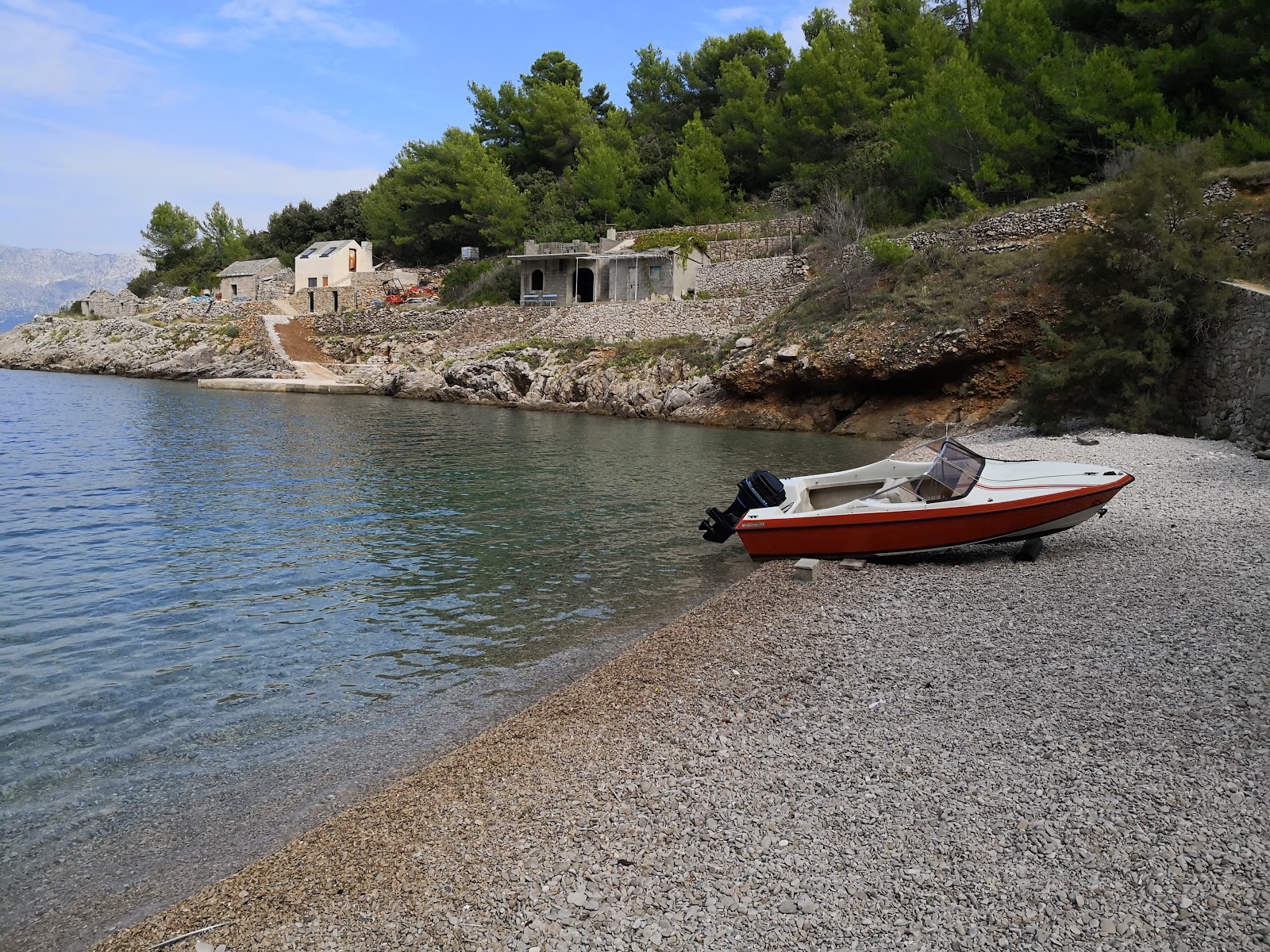 Foto de Didina beach con cala pequeña