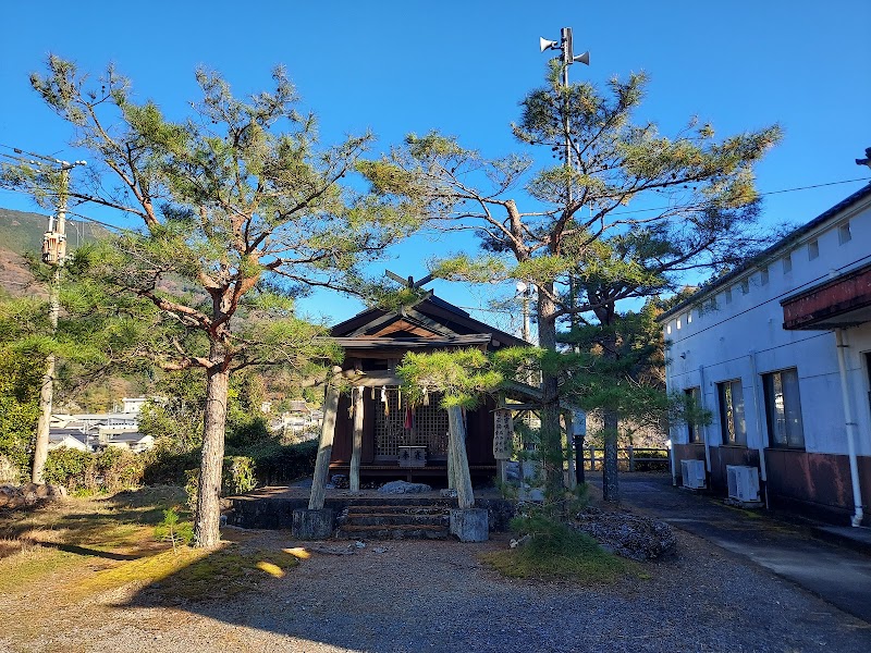 出雲神社・稲荷神社