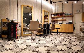 Headquarters Fodrászat - Hair Salon