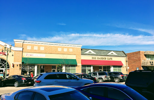 Paws For Treats, 851 W Main St, Lake Geneva, WI 53147, USA, 