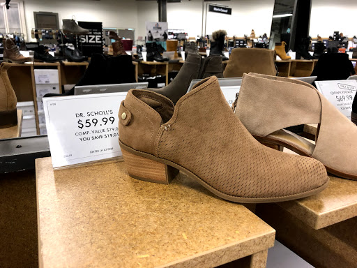 Shoe Store «DSW Designer Shoe Warehouse», reviews and photos, 8236 MN-7, St Louis Park, MN 55426, USA