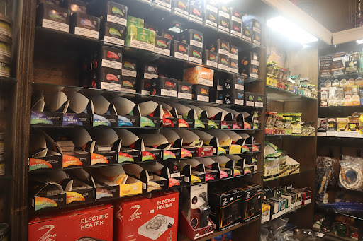 Tobacco Shop «Tobacco Vape & Hookah Land», reviews and photos, 6440 Richmond Hwy, Alexandria, VA 22306, USA