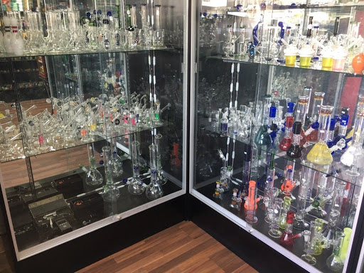 Tobacco Shop «Smoking Box Smoke Shop», reviews and photos, 1008 Alamitos Ave, Long Beach, CA 90813, USA