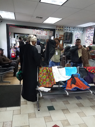 Barber Shop «St. Johns Barber Shop», reviews and photos, 22815 Pacific Hwy S, Des Moines, WA 98198, USA