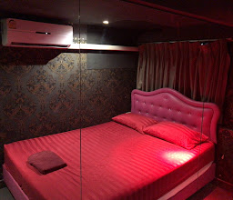 Love Time inn photo