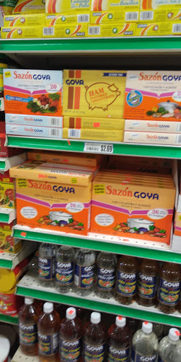 Supermarket «Morelia Supermarket Inc», reviews and photos, 4833 W Diversey Ave, Chicago, IL 60639, USA