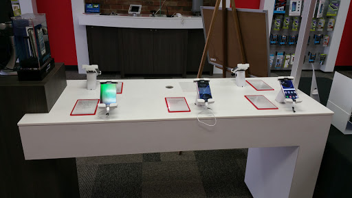 Cell Phone Store «Wireless Advantage - Verizon Wireless Premium Retailer», reviews and photos, 2212 Village Dr, Moody, AL 35004, USA