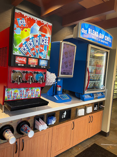 Liquor Store «Snoqualmie Tobacco & Liquor Company», reviews and photos, 37500 SE North Bend Way, Snoqualmie, WA 98065, USA