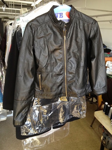 Dry Cleaner «A Cleaners», reviews and photos, 27596 Schoolcraft Rd, Livonia, MI 48150, USA